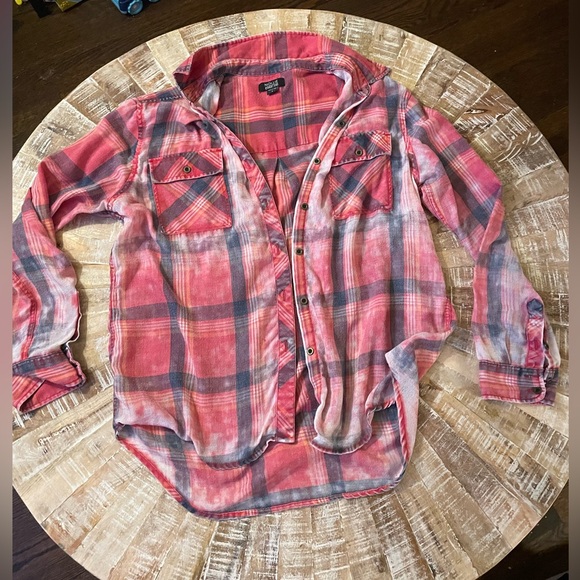 Nollie Distressed Red Plaid Flannel Button Down Shirt - Picture 3 of 5